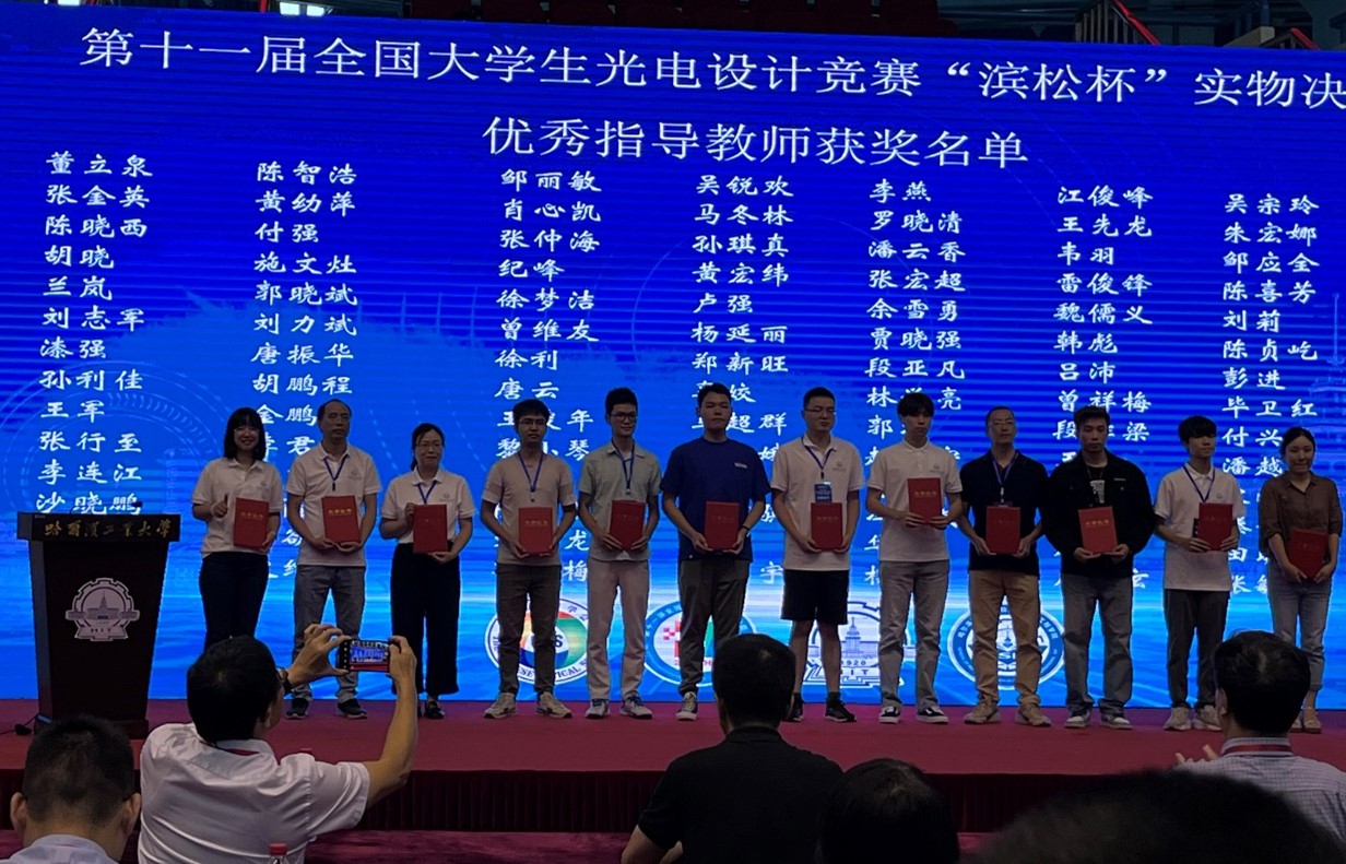 c1686db3bca240ea8d4bff3a0eb30f33.jpg c1686db3bca240ea8d4bff3a0eb30f33.jpg