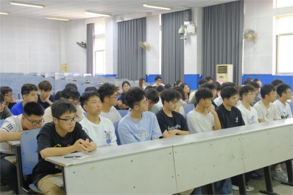 d699f3ef04f9420daec32b4eb9651d3d.png 图片(7.png